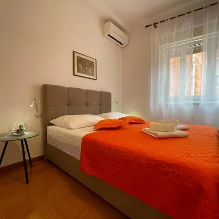 Πανσιόν Jarula Ζαντάρ